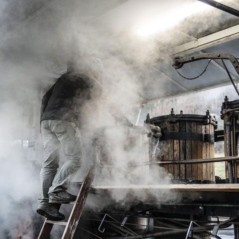 La distillerie de La Chanenche — Méolans-Revel