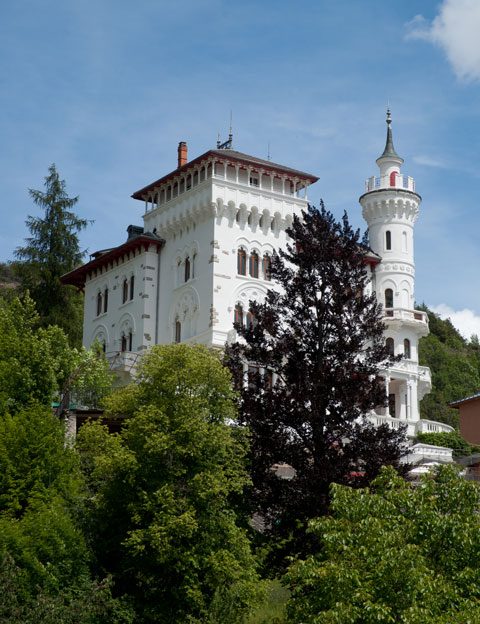 Le château des Magnans, construit entre 1903 et 1914 par Louis Fortoul à son retour à Jausiers